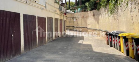 Garaje en Sesto Fiorentino, Italy 14 m² No. 376333 7