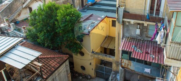 5 rooms Apartment in Catania, Italy No. 163234 22