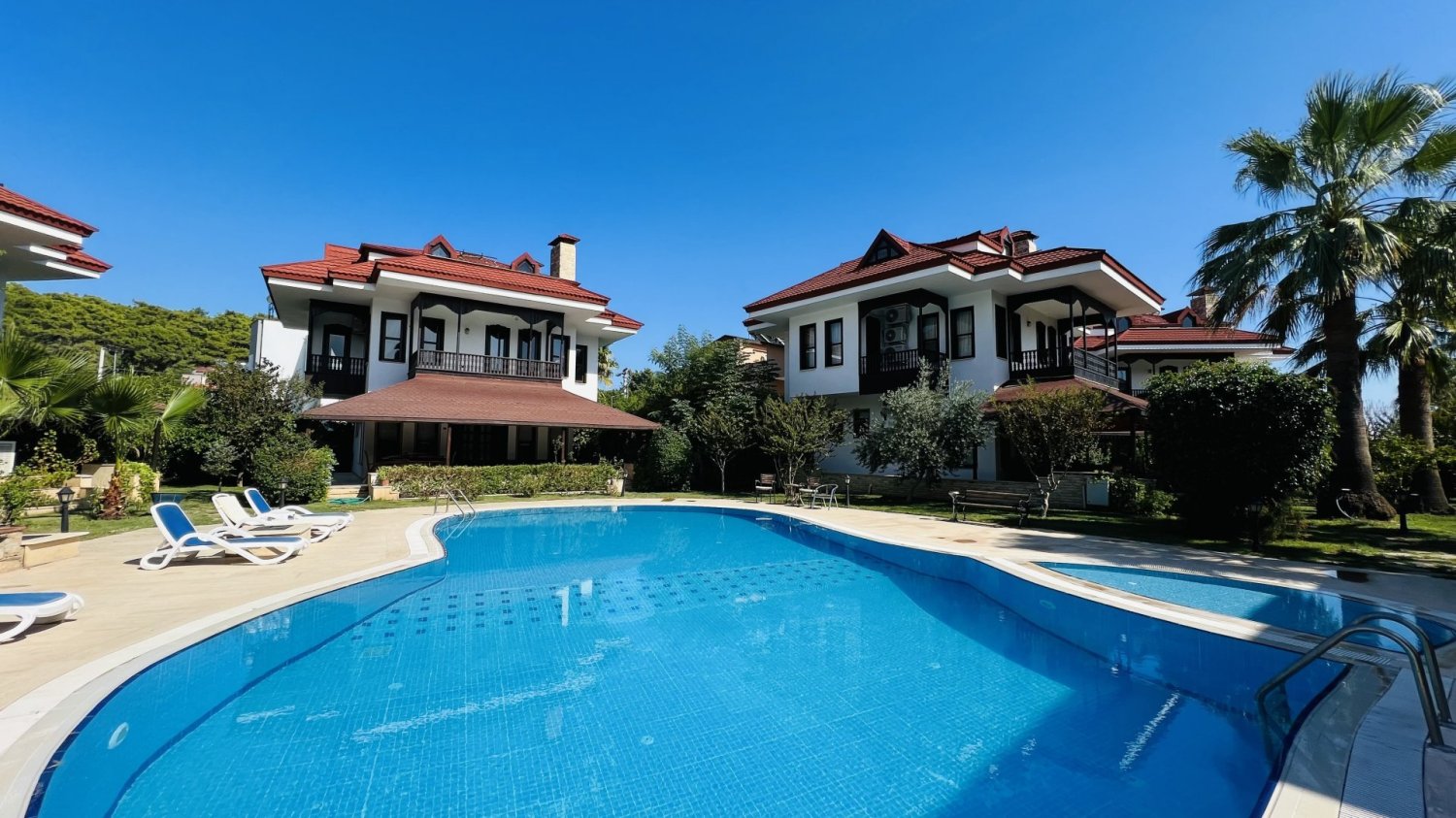 Villa 5+1 in Kemer, Turkey No. 22179