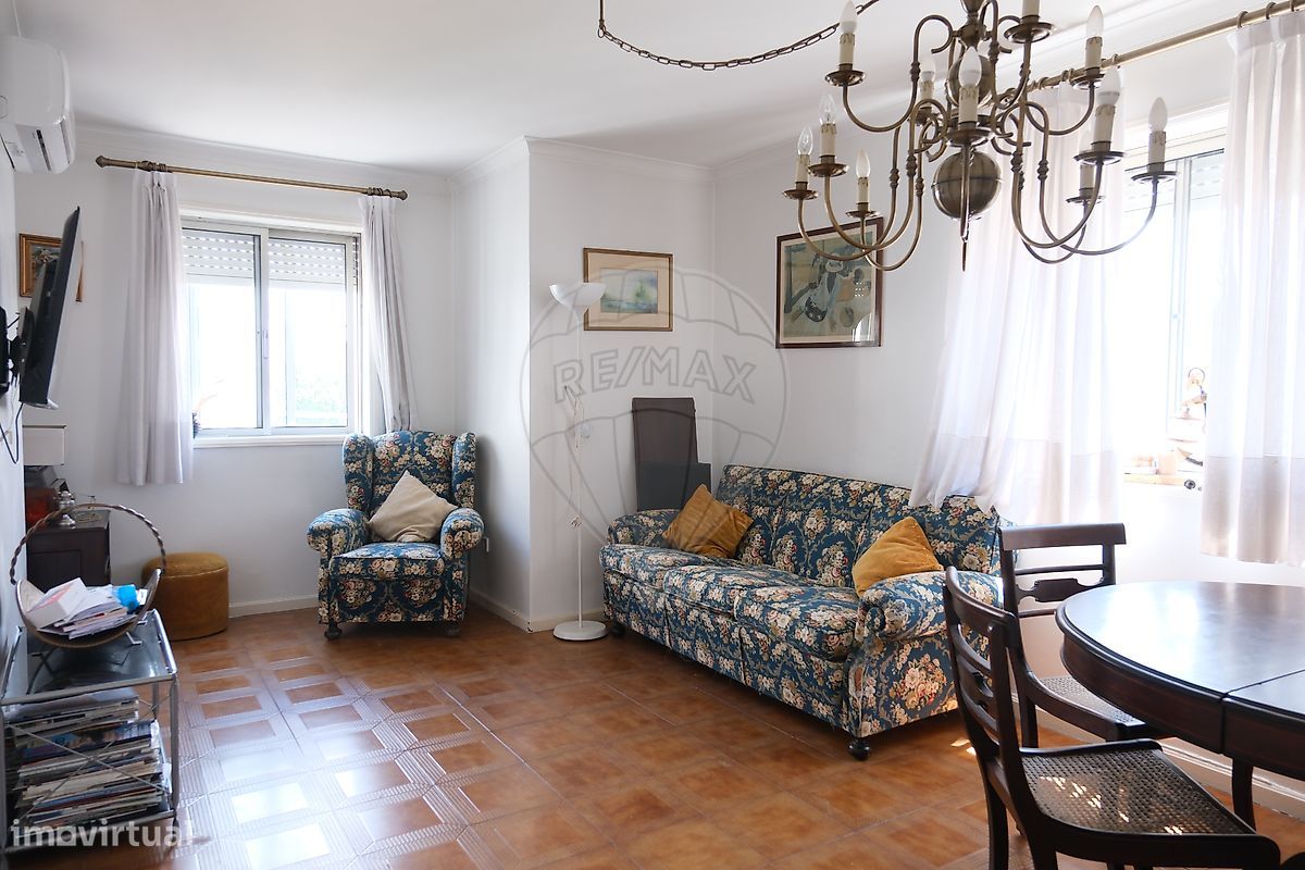 Квартира с 3 спальнями в Порту, Португалия № 341458