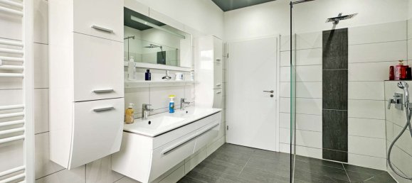 Casa de 9 divisões em Bochum, Germany N.º 322686 15