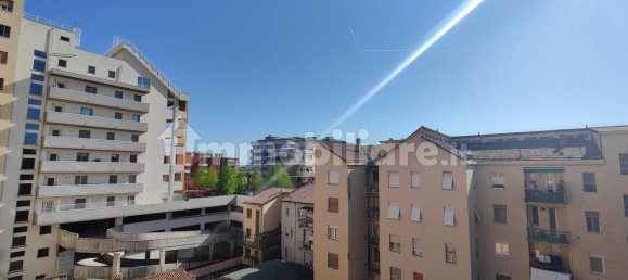 3 bedrooms Apartment in Piacenza, Italy No. 342650 9