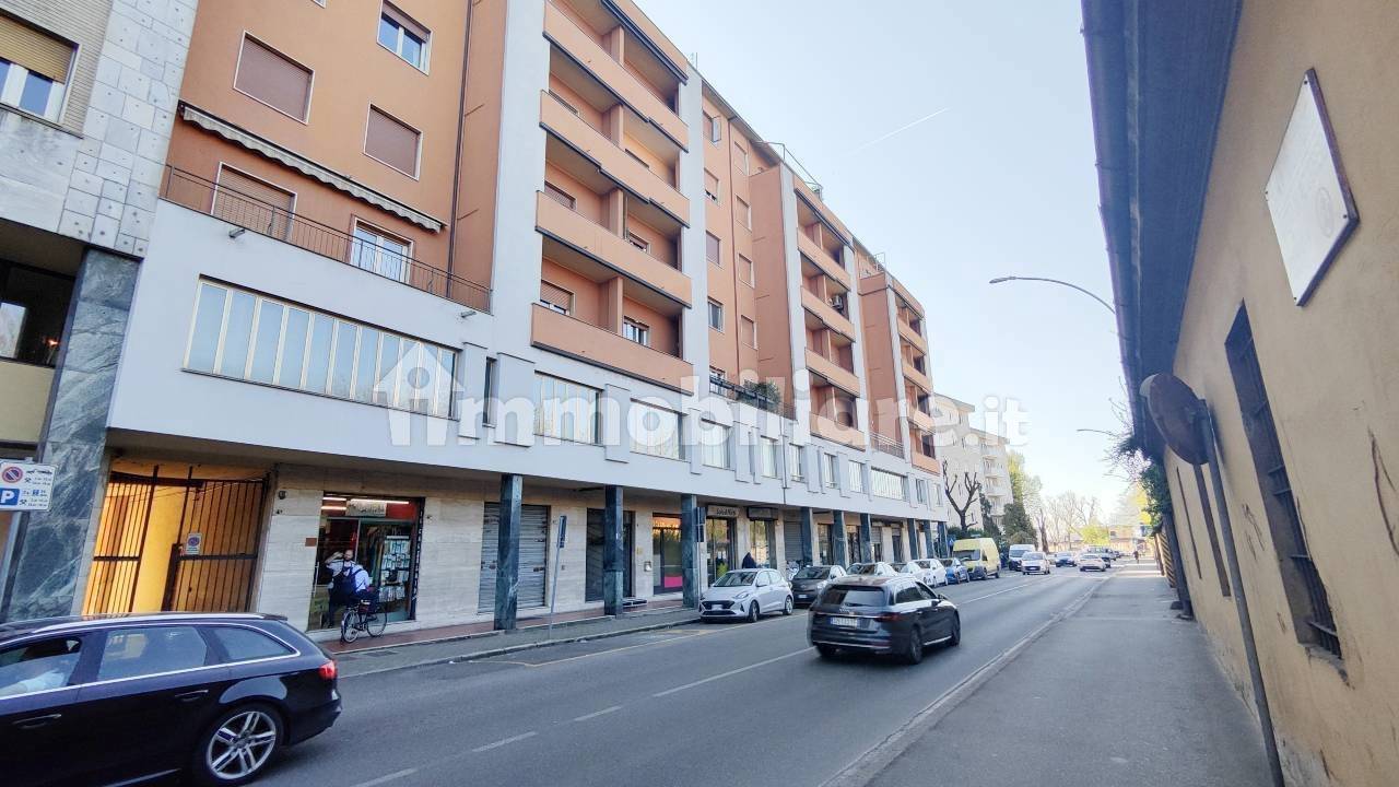 3 bedrooms Apartment in Piacenza, Italy No. 342650