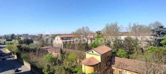 3 bedrooms Apartment in Piacenza, Italy No. 342650 4