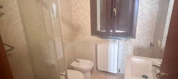 2-salle Appartement à Chignolo Po, Italy No. 80955 13