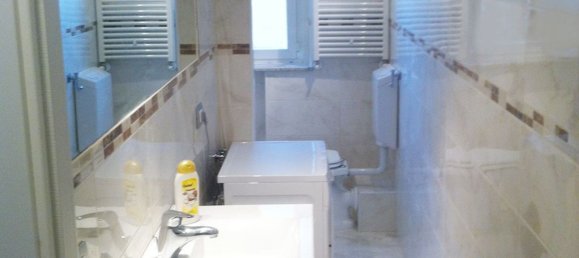 2-salle Appartement à Parma, Italy No. 227705 10