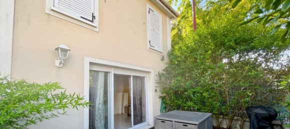 3 bedrooms House in Bondy, France No. 358483 7