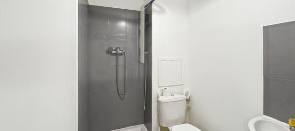 3 bedrooms House in Bondy, France No. 358483 14