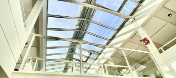 1211m² Office in Paris, France No. 183331 5