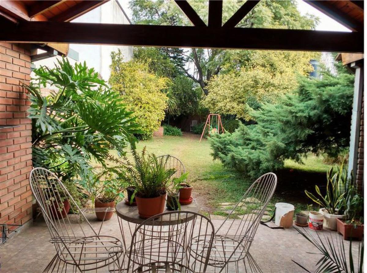 4 Schlafzimmer Haus in Hurlingham, Argentina, Nr. 93006