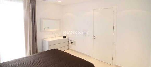 Villa de 3 dormitorios en Swieqi, Malta No. 6856 10