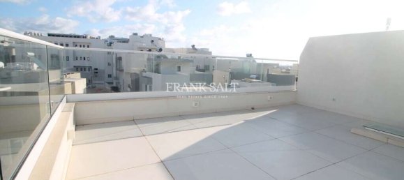 Villa de 3 dormitorios en Swieqi, Malta No. 6856 16