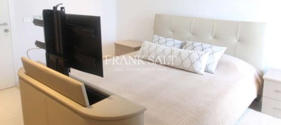 Villa de 3 dormitorios en Swieqi, Malta No. 6856 9