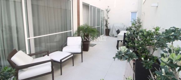 Villa de 3 dormitorios en Swieqi, Malta No. 6856 14