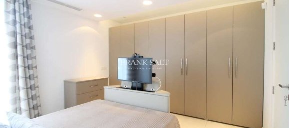 Villa de 3 dormitorios en Swieqi, Malta No. 6856 8