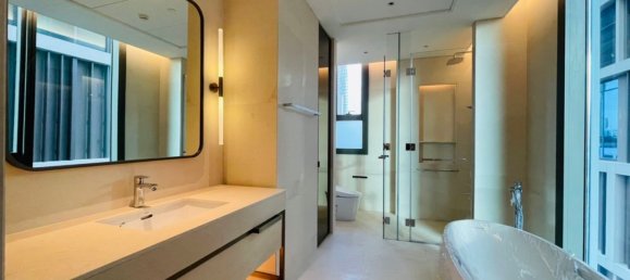 2 bedrooms Condo in Pathum Wan, Thailand No. 4657 3