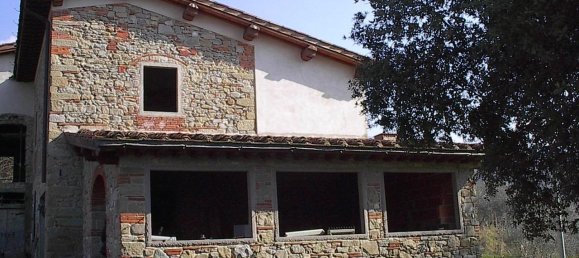 12 rooms House in Terranuova Bracciolini, Italy No. 234995 25