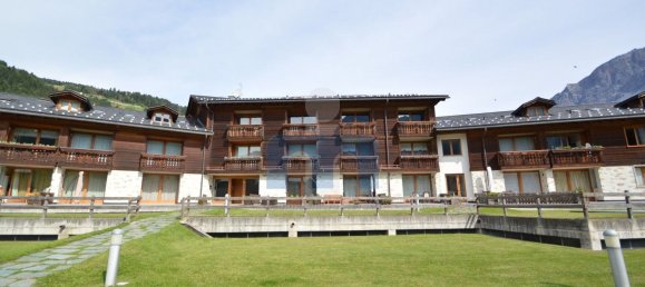 2-salle Appartement à Bormio, Italy No. 295378 2