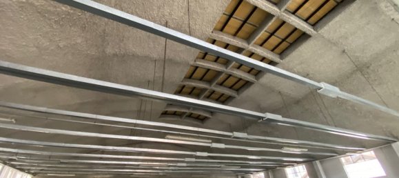 1 room Warehouse in Como, Italy No. 360378 6