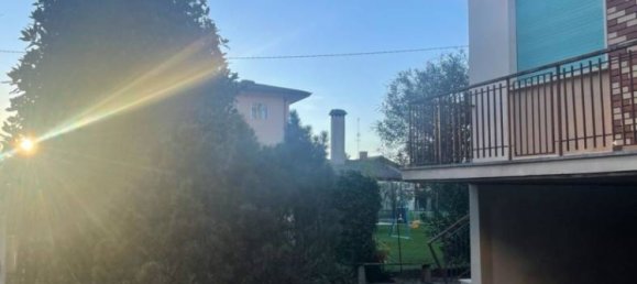 3 bedrooms Villa in Jesolo, Italy No. 154564 4