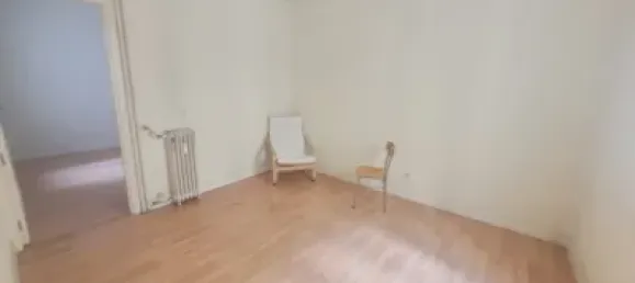 3 bedrooms Apartment in Madrid, Spain No. 178837 9