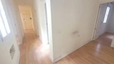 3 bedrooms Apartment in Madrid, Spain No. 178837