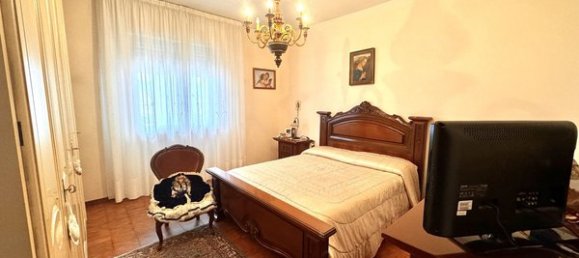 Apartamento de 4 habitaciónes en Montemurlo, Italy No. 39165 26