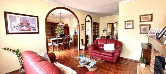 Apartamento de 4 habitaciónes en Montemurlo, Italy No. 39165 8