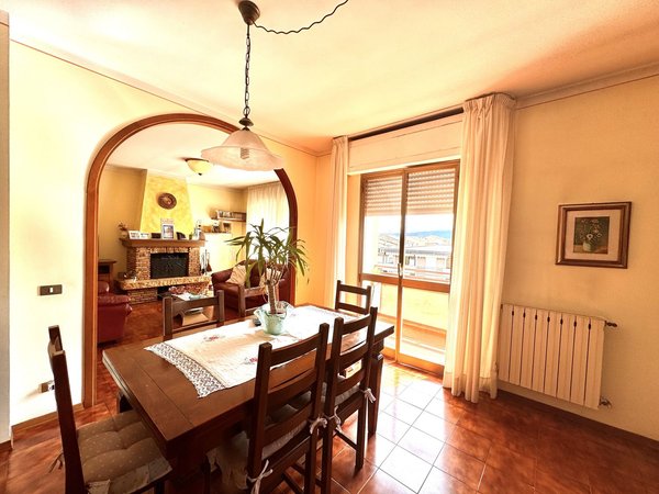 Apartamento de 4 habitaciónes en Montemurlo, Italy No. 39165