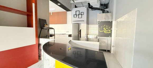 Laden in Al Majaz, UAE 111m², Nr. 104323 5