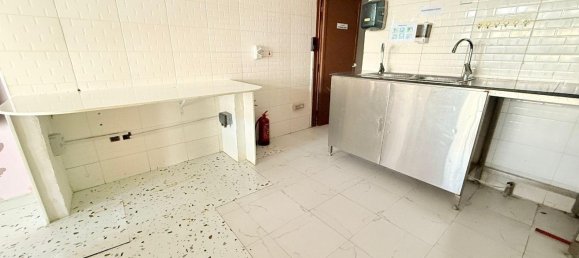 Laden in Al Majaz, UAE 111m², Nr. 104323 3