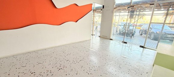 Laden in Al Majaz, UAE 111m², Nr. 104323 14