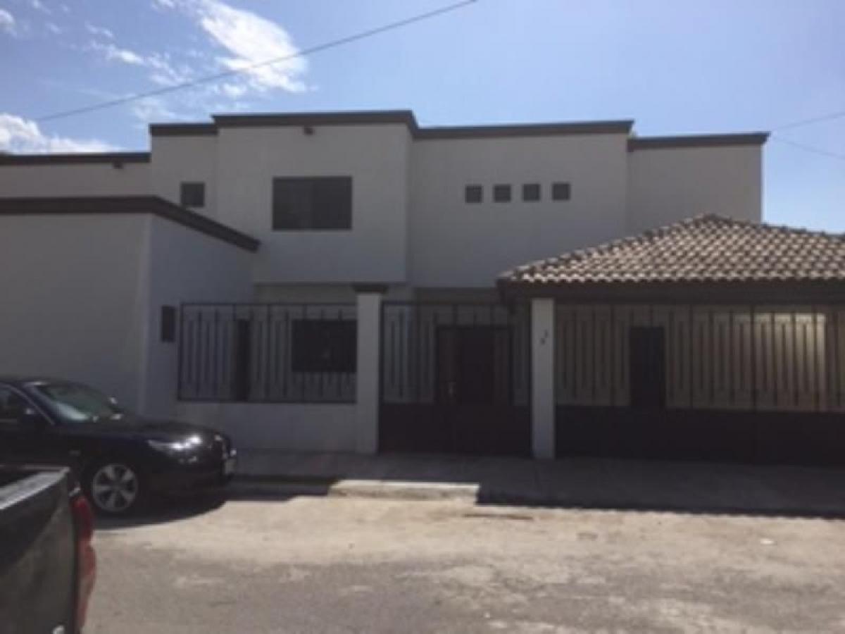 Casa de 3 dormitorios en Playa Vicente, Mexico No. 157298