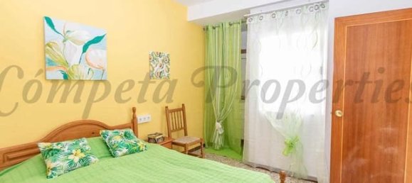 4 bedrooms Townhouse in Torrox Costa, Spain No. 164159 9