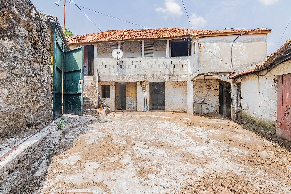 2 bedrooms House in Penafiel, Portugal No. 172320