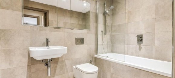 3 bedrooms Apartment in London, United Kingdom No. 5238 4