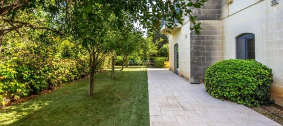 4 bedrooms Villa in Bahar ic-Caghaq, Malta No. 8742 21