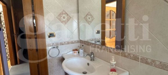 3 bedrooms Apartment in Torre Annunziata, Italy No. 340050 37
