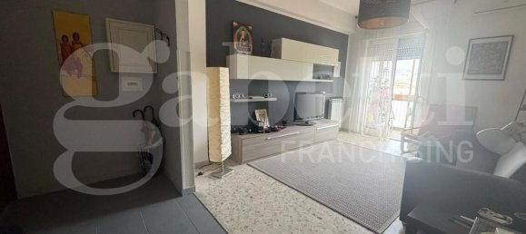 3 bedrooms Apartment in Torre Annunziata, Italy No. 340050 5