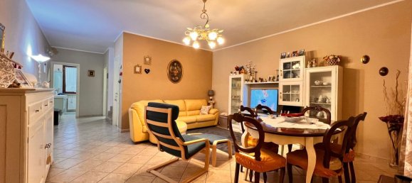 Casa de 3 habitaciónes en Capodimonte, Italy No. 260596 3