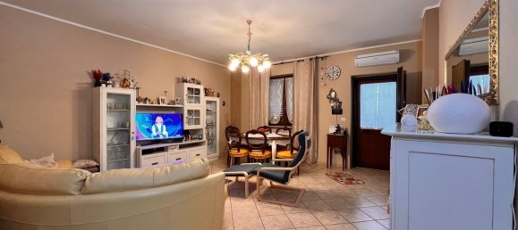 Casa de 3 habitaciónes en Capodimonte, Italy No. 260596 2