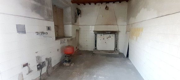 6 rooms House in Capannori, Italy No. 118238 5