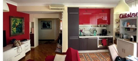 3-salle Appartement à Fiumicino, Italy No. 190065 23