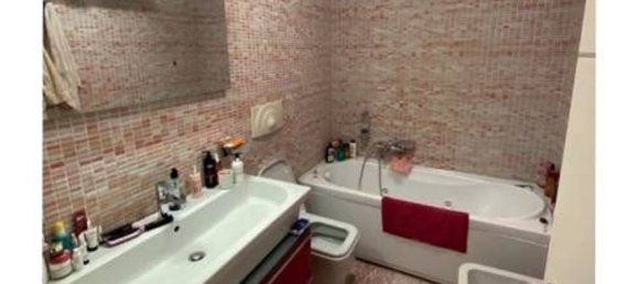 3-salle Appartement à Fiumicino, Italy No. 190065 34