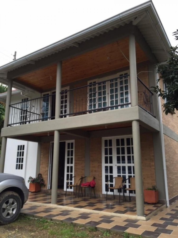 5 bedrooms House in Cundinamarca, Colombia No. 1307