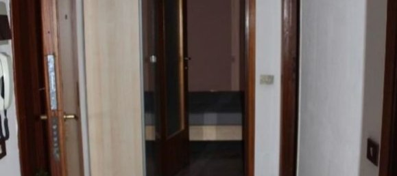 2 rooms Apartment in Arcore, Italy No. 178452 4