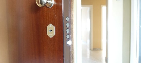 Квартира с 6 спальнями в Кьети, Италия № 41847 9