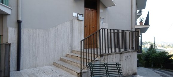 Квартира с 6 спальнями в Кьети, Италия № 41847 20