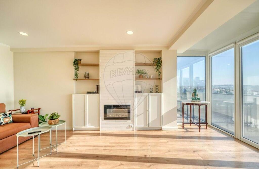 Ático de 3 dormitorios en Cascais, Portugal No. 261397