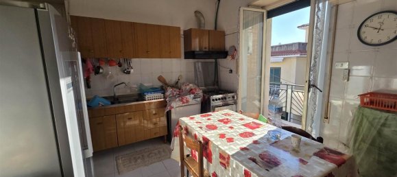 Apartamento de 3 habitaciónes en Formia, Italy No. 38760 11